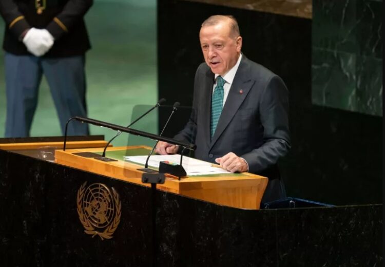 Βήμα παραπέρα ο Ερντογάν στον ΟΗΕ: Έβαλε στην… τουρκική «μοιρασιά» της Αν. Μεσογείου και τα Κατεχόμενα