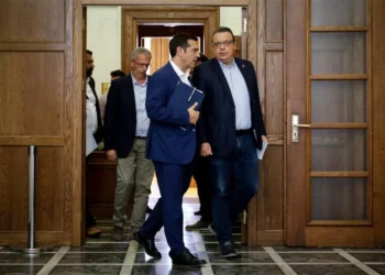 Γιατί ο Σωκράτης φοβάται τον Αλέξη; Η νέα «βουβή» διάσπαση του ΣΥΡΙΖΑ