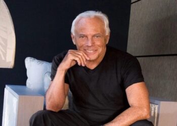 Χιλιάδες αποτίουν φόρο τιμής στον Τζιόρτζιο Αρμάνι – Σε κλειστό κύκλο σήμερα η κηδεία