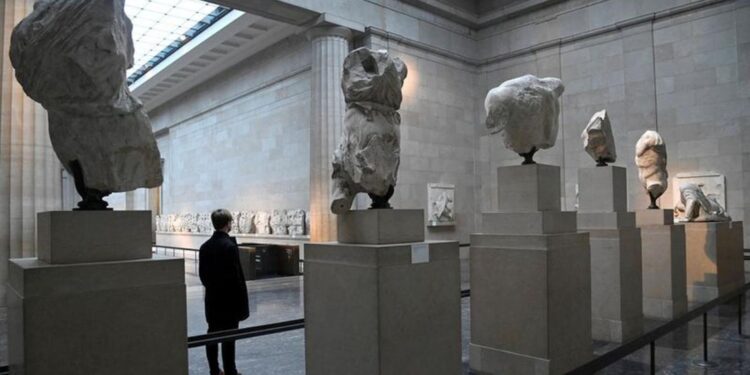 Γλυπτά Παρθενώνα: Το 56% των Βρετανών υπέρ της επιστροφής τους στην Ελλάδα