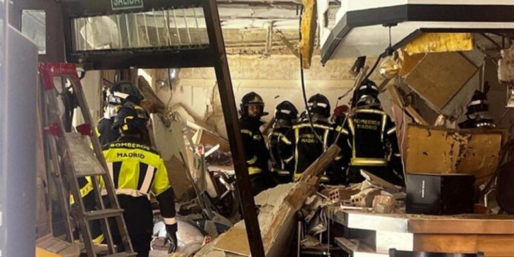 Μαδρίτη: Ένας νεκρός και 25 τραυματίες από έκρηξη σε μπαρ (Βίντεο)