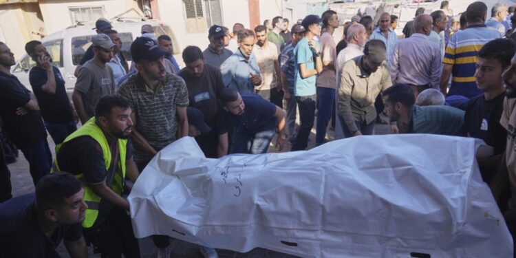 Συνεχίζεται η αιματοχυσία στη Γάζα – Ο στρατός του Ισραήλ προωθείται πιο βαθιά στην πόλη