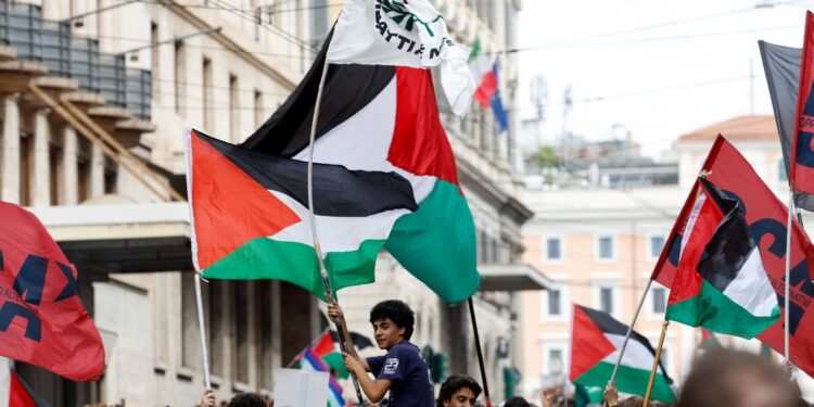Ιταλία: Στους δρόμους σε 80 πόλεις για την Παλαιστίνη