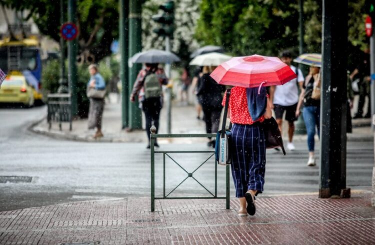 Καιρός: Φθινόπωρο από σήμερα – Ισχυρές βροχές και πτώση της θερμοκρασίας