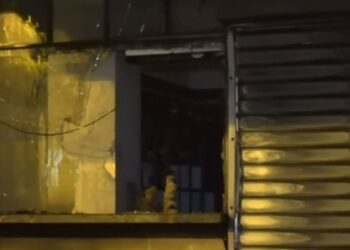 Εμπρησμός καφετέριας τα ξημερώματα στην Καλλιθέα