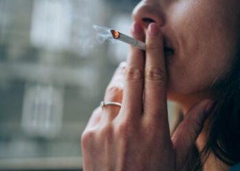 Παράνομα τσιγάρα: Σοκαριστικές αποκαλύψεις για τη σύνθεσή τους – Τι έβγαλαν οι αναλύσεις του Γενικού Χημείου του Κράτους