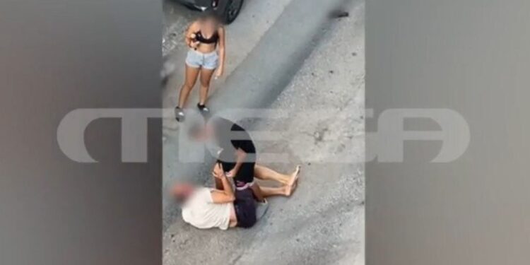 Κρήτη: Σοκαριστικό βίντεο με ξυλοδαρμό 60χρονου άντρα από ανήλικο