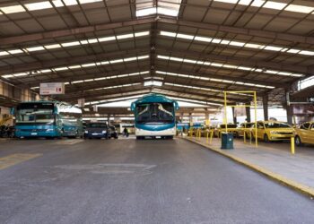 ΚΤΕΛ: «Τηρούμε το νόμο», επιβεβαιώνει ο διευθυντής τον ρατσιστικό διαχωρισμό αλλοδαπών επιβατών