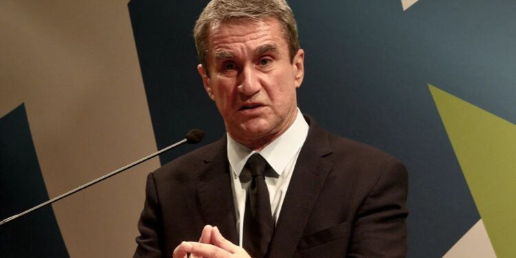 Καζάνι που βράζει η ΝΔ: Ποιος πήγε τον Λοβέρδο στη γαλάζια παράταξη – Πού θα τον αξιοποιήσει ο Μητσοτάκης;