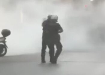 ΜΑΤατζής… δέρνει ΜΑΤατζή: Στην πορεία για τον Παύλο Φύσσα στην Πάτρα (βίντεο)