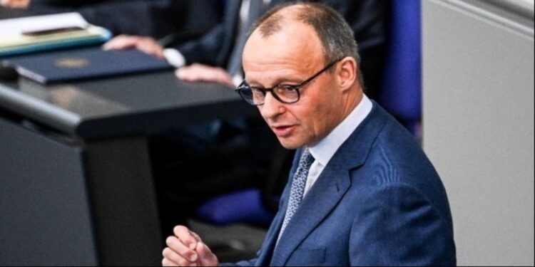 Μερτς: «Δεν βρισκόμαστε σε πόλεμο, αλλά ούτε σε ειρήνη»