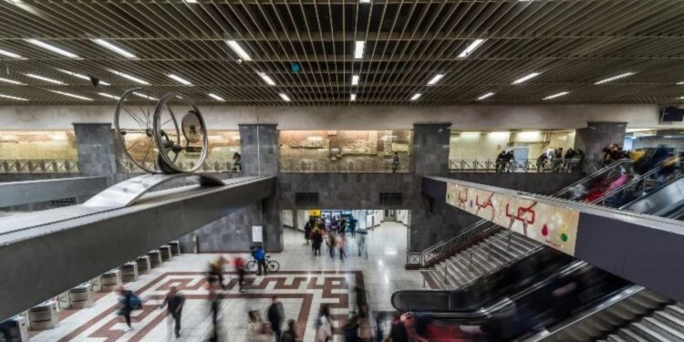 Μετρό, Τραμ και Λεωφορεία σε 24ωρη λειτουργία κάθε Σάββατο – Πρεμιέρα σήμερα στην Αθήνα