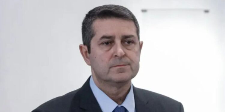 Μυλωνάκης - Μυλωνάκη