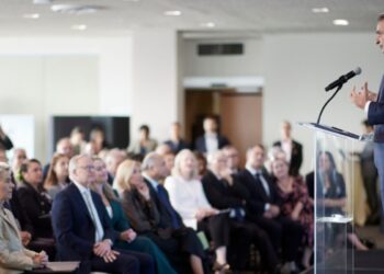 Μητσοτάκης: Τέλος τα sosial media στους κάτω των 16!