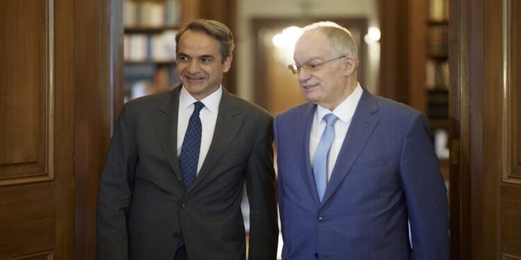 Συνάντηση του πρωθυπουργού με τον Πρόεδρο της Δημοκρατίας