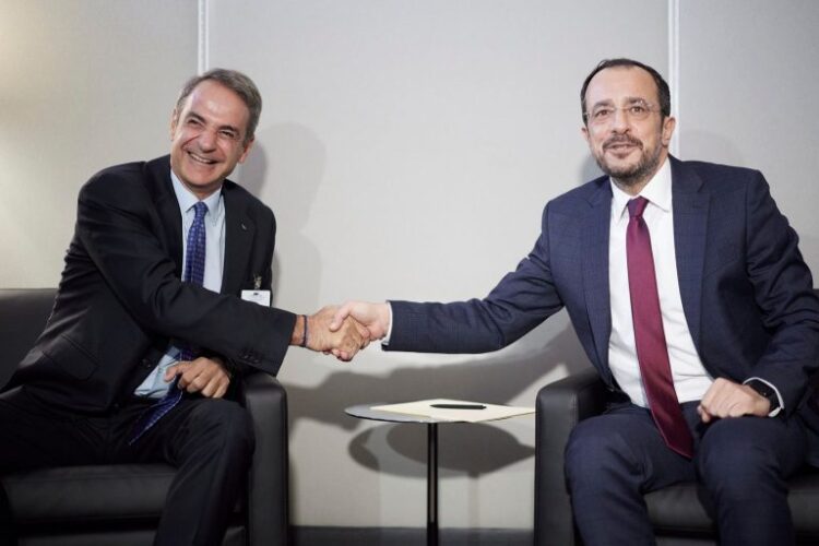 Συνάντηση Μητσοτάκη – Χριστοδουλίδη: Είμαστε προσηλωμένοι στην ηλεκτρική διασύνδεση