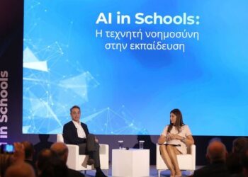 Mητσοτάκης για Τσίπρα: Δεν ακουμπά το κεντρώο κοινό – Αντέταξε στην ομιλία του πιλοτικά προγράμματα ΑΙ στα σχολεία