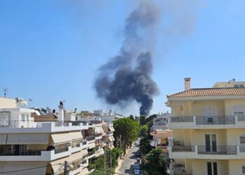 Καίγεται το Μουσικό Σχολείο Παλλήνης – Συναγερμός στην Πυροσβεστική