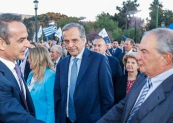 Η συνάντηση των τριών στη Ρηγίλλης 