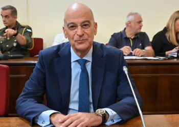 Βουλή: Ο Νίκος Δένδιας αγοράζει φρεγάτες τελευταίας γενιάς