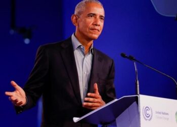 «Καμπανάκι» Ομπάμα για ΗΠΑ: Άνευ προηγουμένου η πολιτική κρίση που έρχεται – Αιχμές κατά Τραμπ για διαχαστικό λόγο