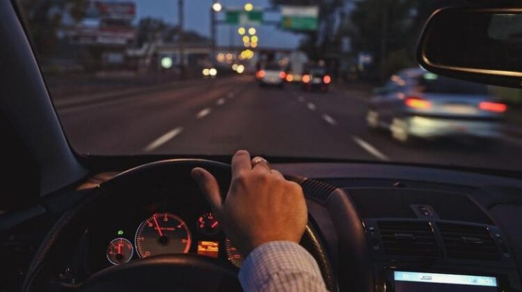 Έτρεχε με 208χλμ στην εθνική οδό Αθηνών – Λαμίας!