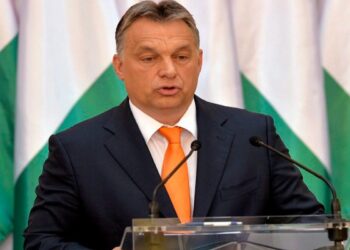 Όρμπαν και Τραμπ τα είπαν τηλεφωνικώς για ενεργειακή ασφάλεια