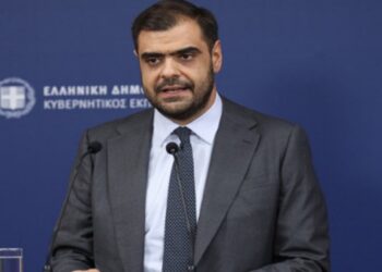 Μαρινάκης: “Θα τοποθετηθούν 80 νέοι ελεγκτές εναέριας κυκλοφορίας στο αεροδρόμιο «Ελ. Βενιζέλος»”