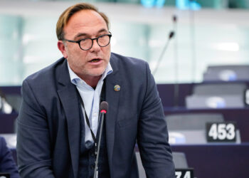 Πέτρος Κόκκαλης: Κατέθεσε το σχέδιο Ελλάδα 2030 για μια προοδευτική συνεργασία