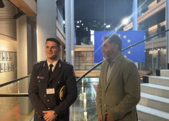 Η φον ντερ Λάιεν τίμησε τους έλληνες πυροσβέστες – ‘Eσωσαν ένα χωριό στην Ισπανία