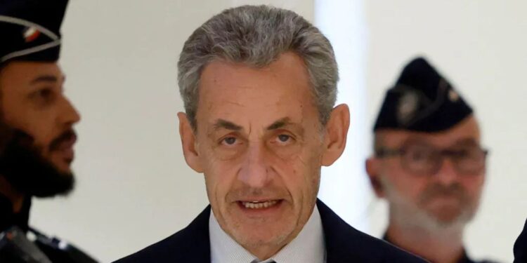 Σαρκοζί: «Η καταδίκη μου πλήττει την εικόνα της Γαλλίας»