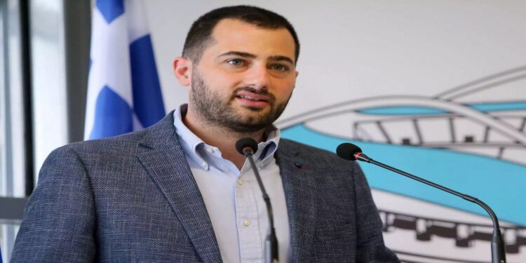 Περιφερειάρχης Στερεάς Ελλάδας: “Δεν υπάρχουν πληροφορίες για ζημιές” στην Εύβοια μετά τον σεισμό