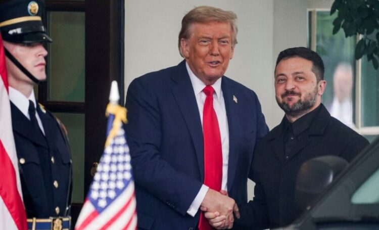 WSJ: «Παράθυρο» Τραμπ για όπλα μεγάλου βεληνεκούς στο Κίεβο