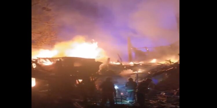 Τουλάχιστον δύο νεκροί και εννέα τραυματίες από ρωσικές επιδρομές στη νότια Ουκρανία