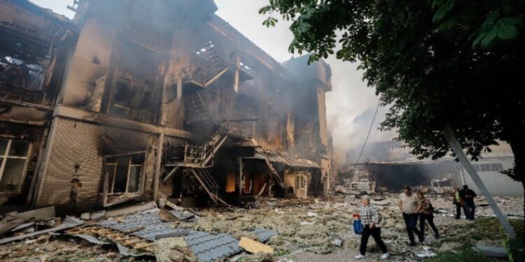 Γκεράσιμοφ: «Τα ρωσικά στρατεύματα προελαύνουν σε όλα τα μέτωπα»