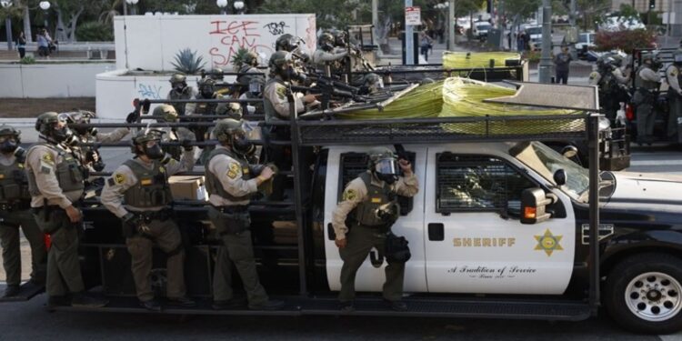 ΗΠΑ: Στο στόχαστρο του Τραμπ και της Εθνοφορουράς το Πόρτλαντ