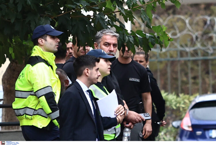 Μπισμπίκης: Οι ισχυρισμοί του στους αστυνομικούς και οι ποινές που αντιμετωπίζει