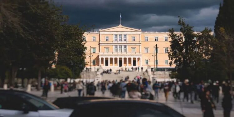 Χαλάει ο καιρός σε λίγη ώρα – Ποιες περιοχές περιμένουν μπόρες στην Αθήνα