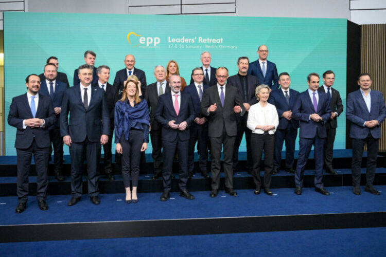 ΕΛΚ: Ετοιμάζεται να συμμαχήσει με την ακροδεξιά για να αρθούν εταιρικοί κανόνες Περιβάλλοντος