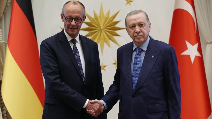 Μερτς – Ερντογάν: H συνάντηση που επισημοποίησε τη στροφή της Ευρώπης στην Τουρκία