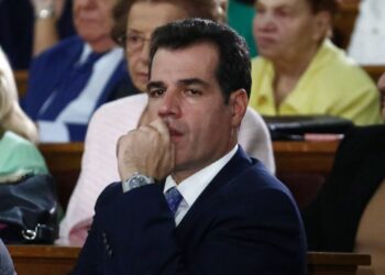Ανοίκεια επίθεση Πλεύρη σε Λαζόπουλο για τον Άγνωστο Στρατιώτη