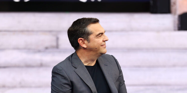 Σκληρό κυβερνητικό ροκ κατά Τσίπρα και η πολιτική γραμματεία του ΣΥΡΙΖΑ