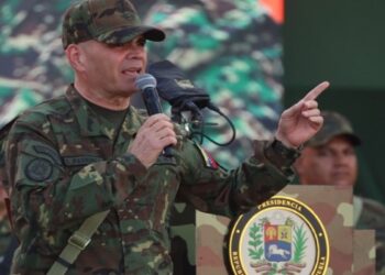 Η Βενεζουέλα καταγγέλλει «απειλεί από τις ΗΠΑ» – Αμερικανικά μαχητικά αεροσκάφη πλησίασαν τις ακτές της