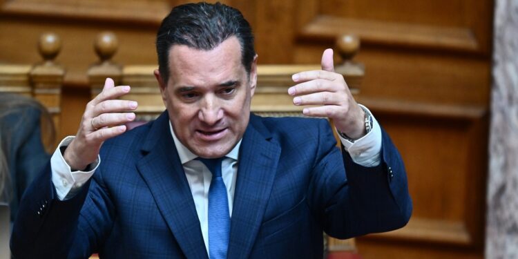 Άδωνις Γεωργιάδης: Και μαλλιά έβαλα και μπότοξ έχω κάνει