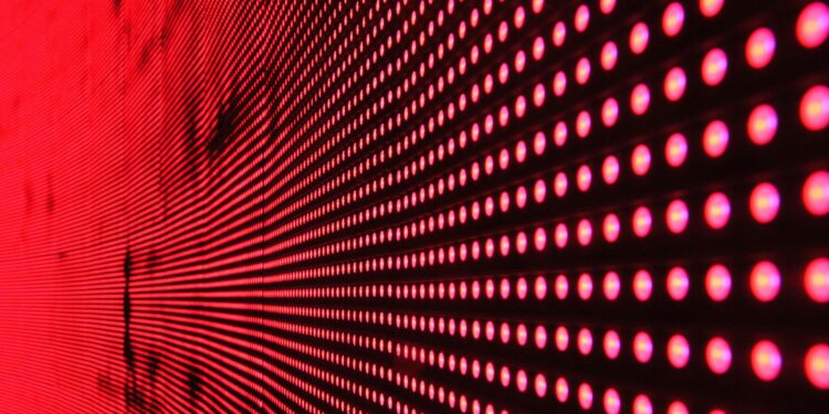 Data Centers: Η Κίνα υποθαλάσσια – Οι ΗΠΑ στο διάστημα