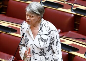 Έλενα Ακρίτα για παραίτηση Τσίπρα: Ενδεδειγμένη η κίνησή του – Σε ό,τι με αφορά είμαι βουλευτής του ΣΥΡΙΖΑ