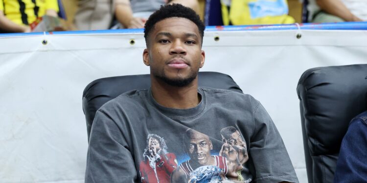 Γενναία παραδοχή Σακίλ Ο’ Νιλ: «Ο Γιάννης είναι πιθανότατα καλύτερος από εμένα»