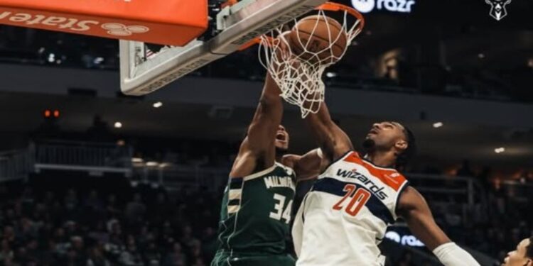 Ξεκίνημα με το «δεξί» για Μπακς στην πρεμιέρα του ΝΒΑ, ασταμάτητος ο Αντετοκούνμπο