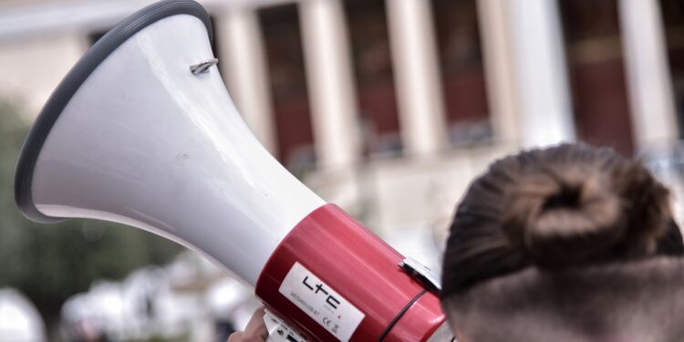 To Nonpapers.gr συμμετέχει στην 4ωρη στάση εργασίας που κήρυξε η ΠΟΕΣΥ