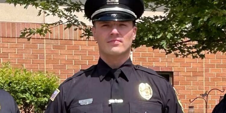 ΗΠΑ: Κυνήγι μαγισσών με απελάσεις μέχρι και αστυνομικών